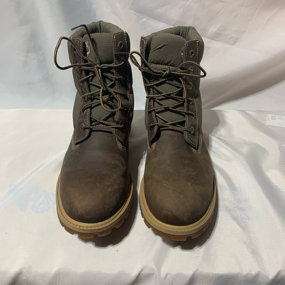 Timberland Size 7 - Picture 3 of 5